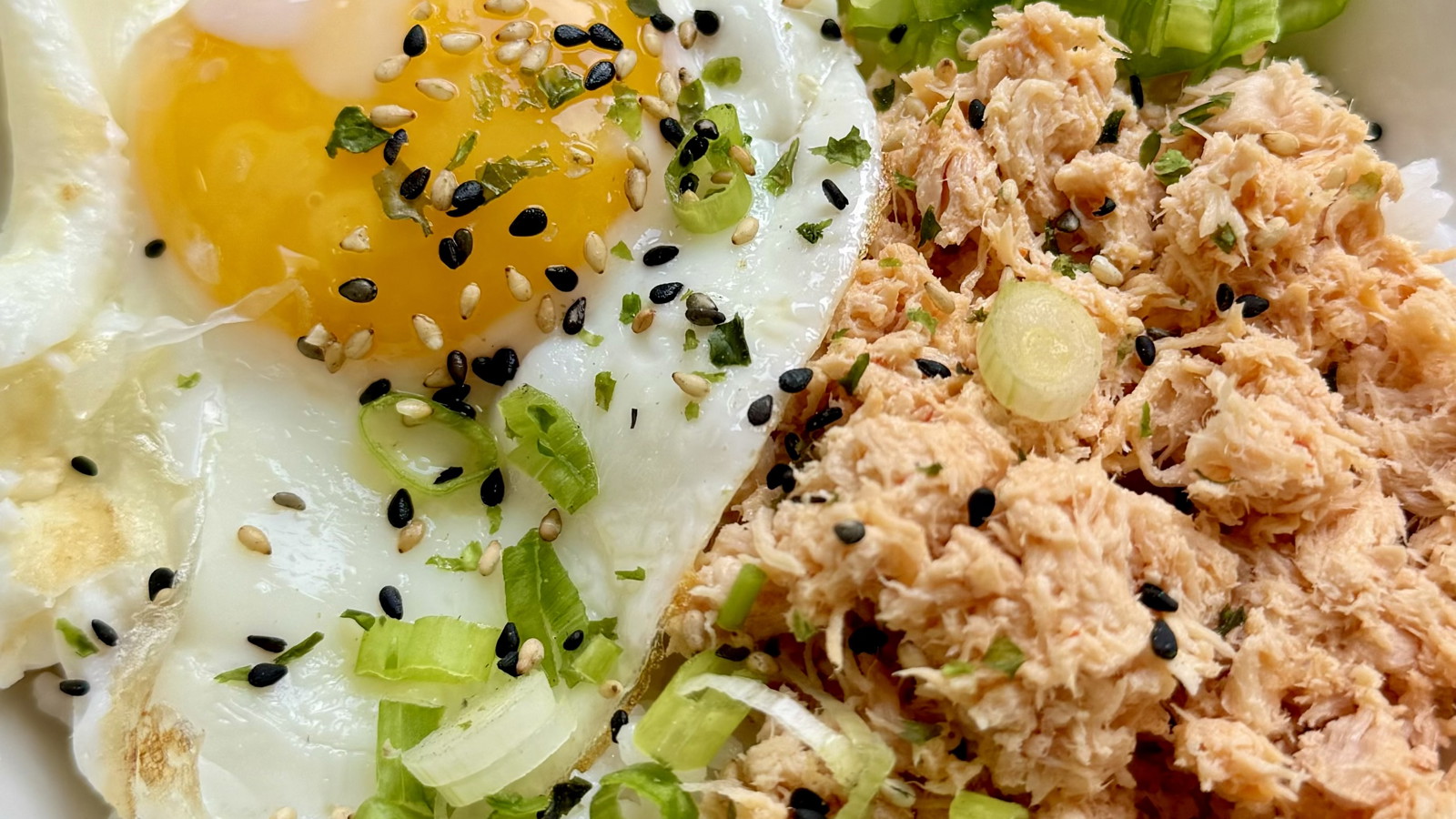 Image of Tuna & Egg Rice Bowl