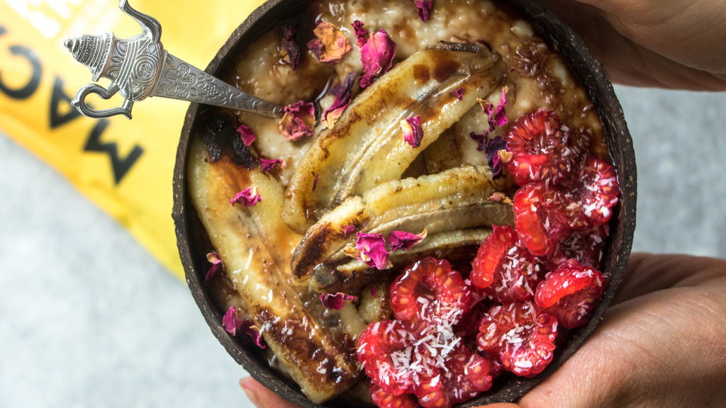 Image of Creamy maca oatmeal with caramelized bananas