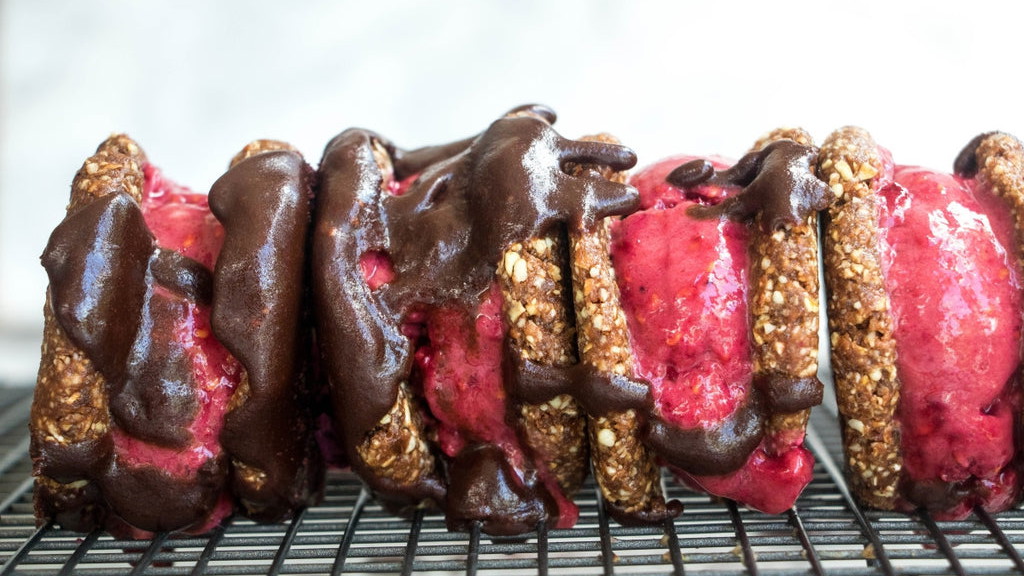 Image of Chocolate berry ice cream cookie sandwiches