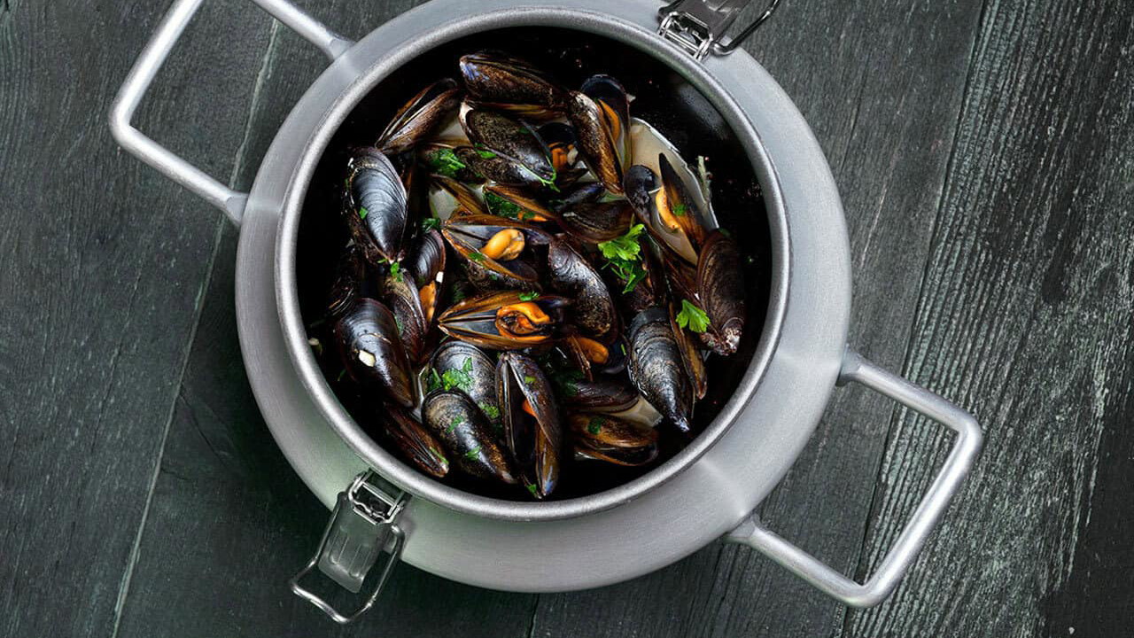 Image of Steamed Mussels