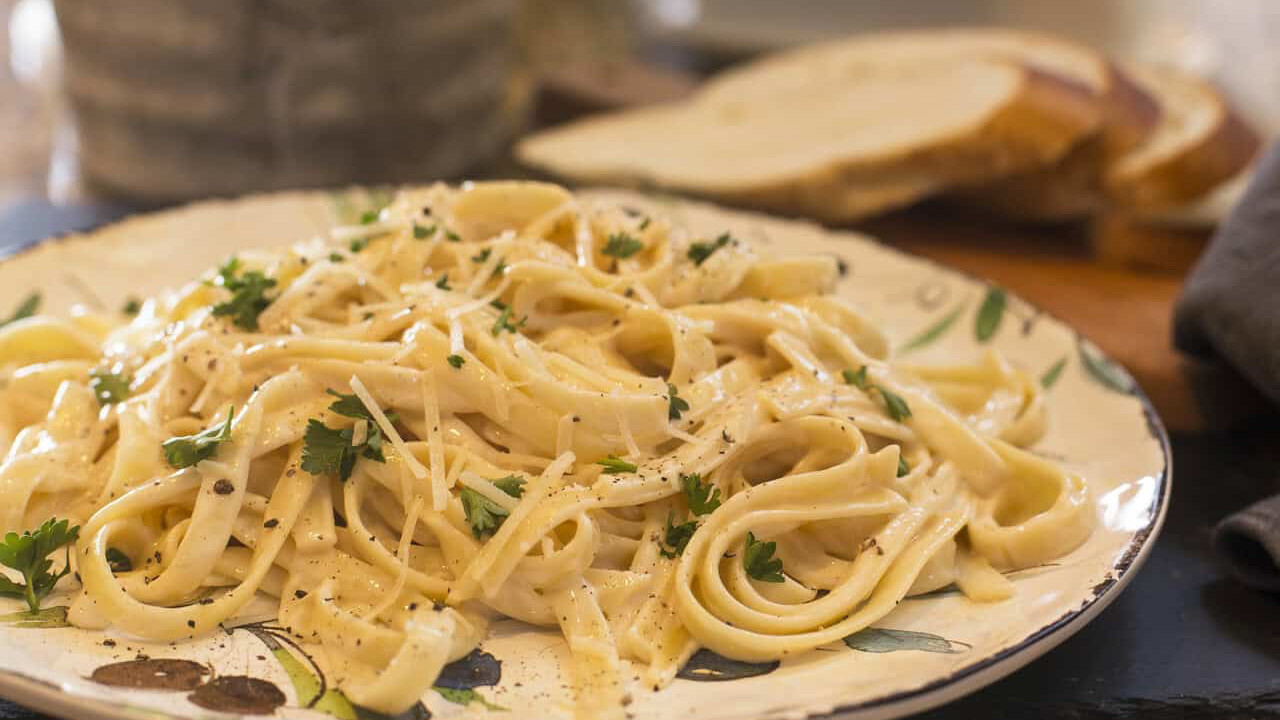 Image of Fettuccine Alfredo