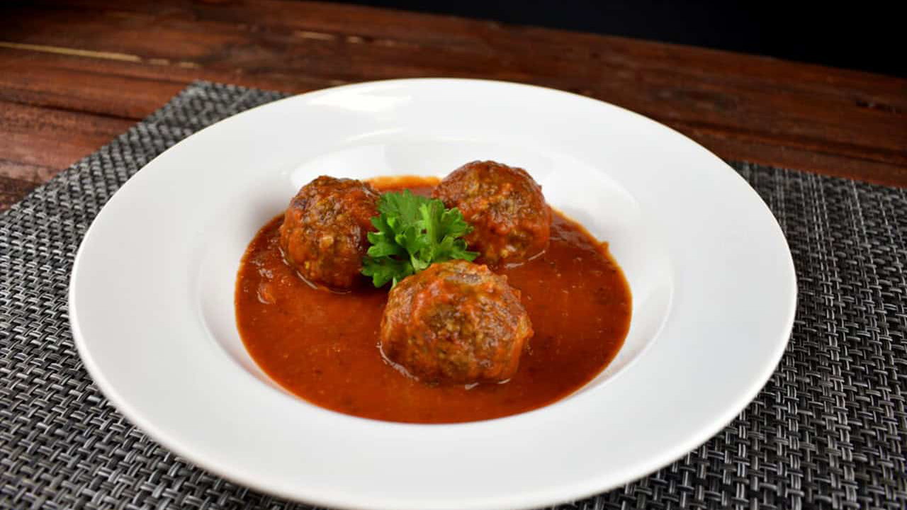 Image of Mozzarella-Stuffed Italian Elk Meatballs