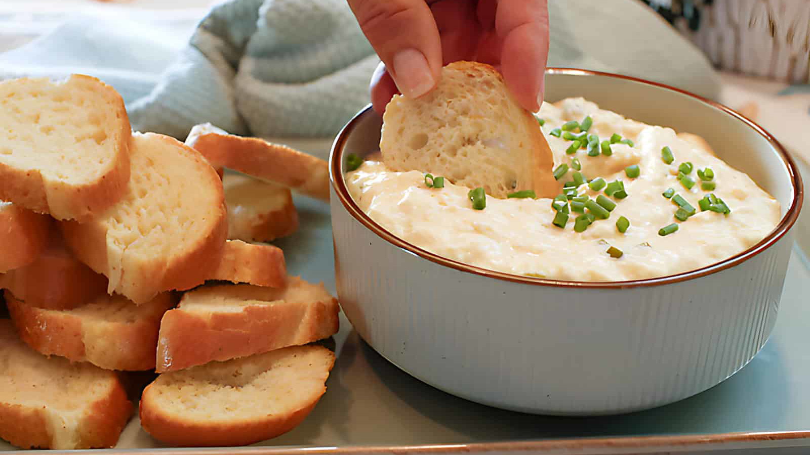 Image of Cheesy Hot Crab Dip