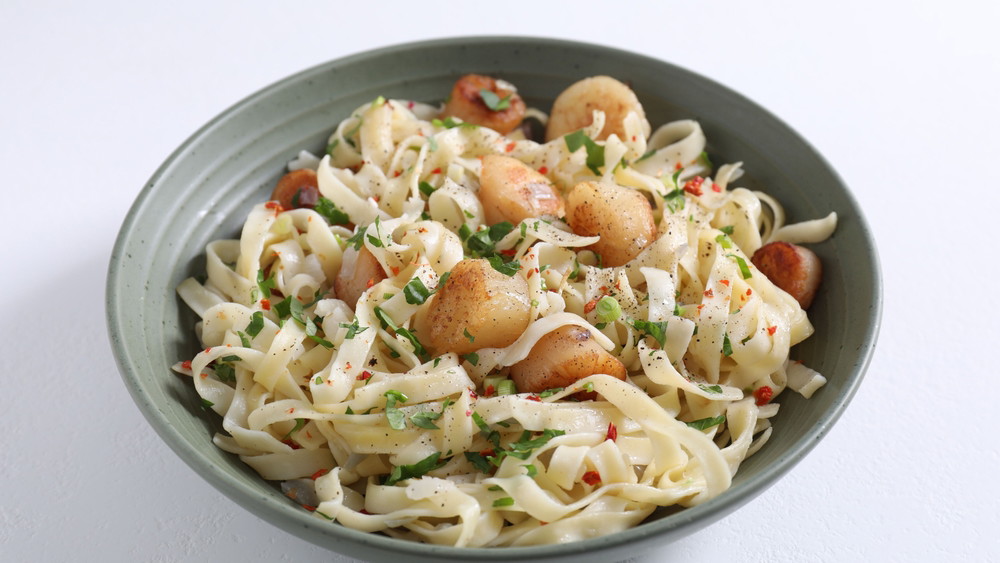 Image of Scallops and Linguine Pasta