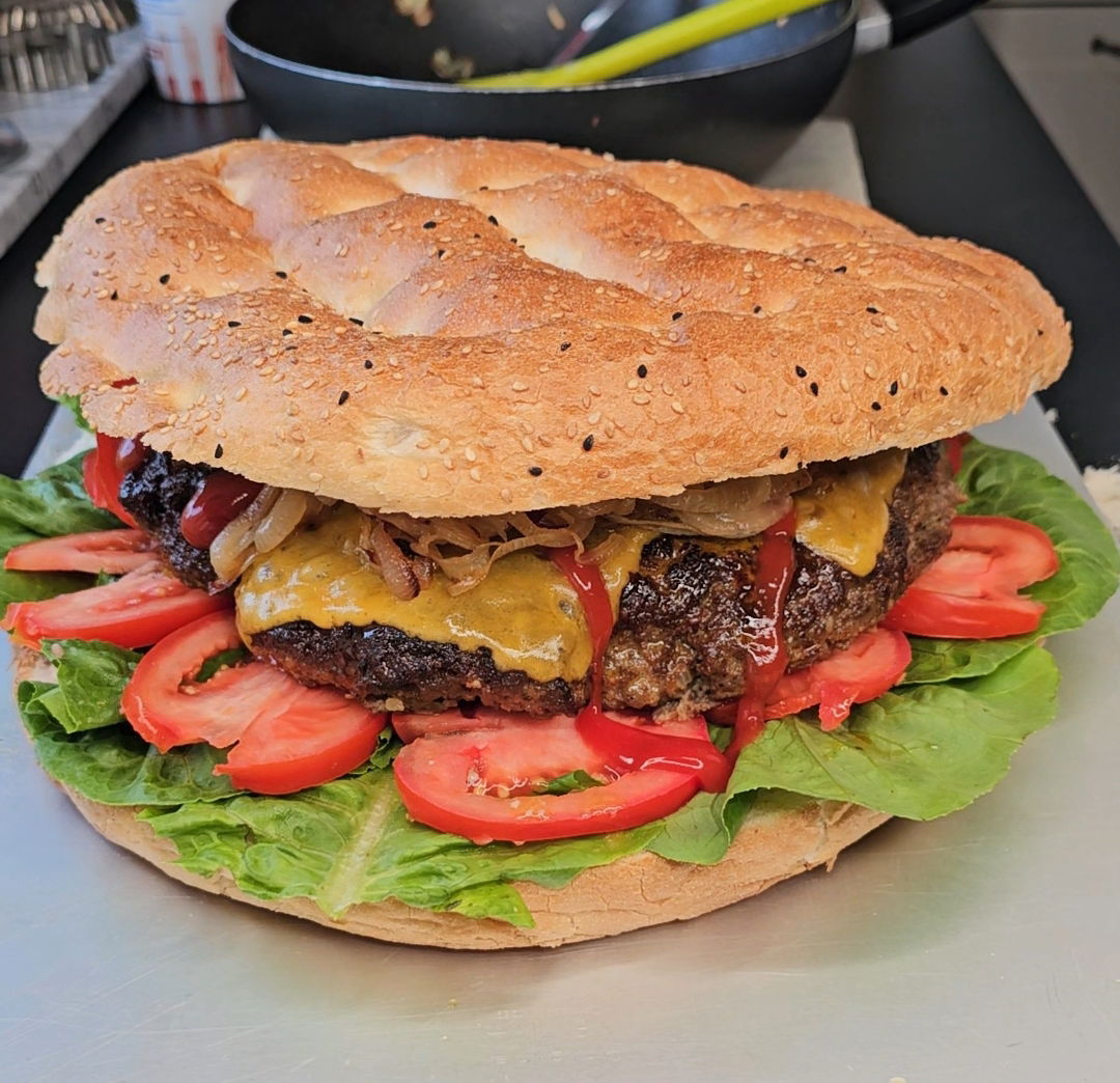 XXL-Riesen-Burger – Einfach Lecker
