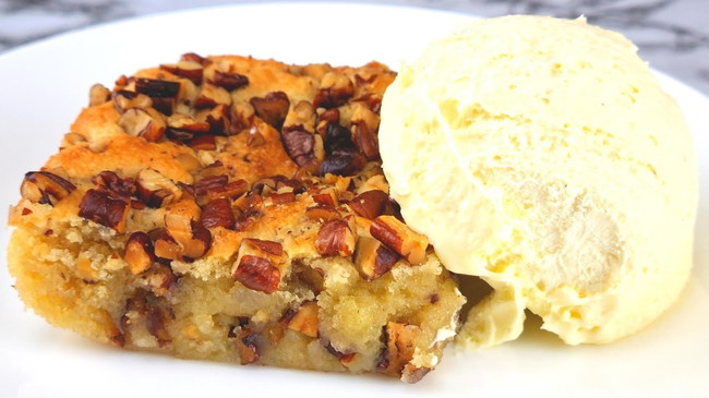 Image of Keto Maple Pecan Blondies