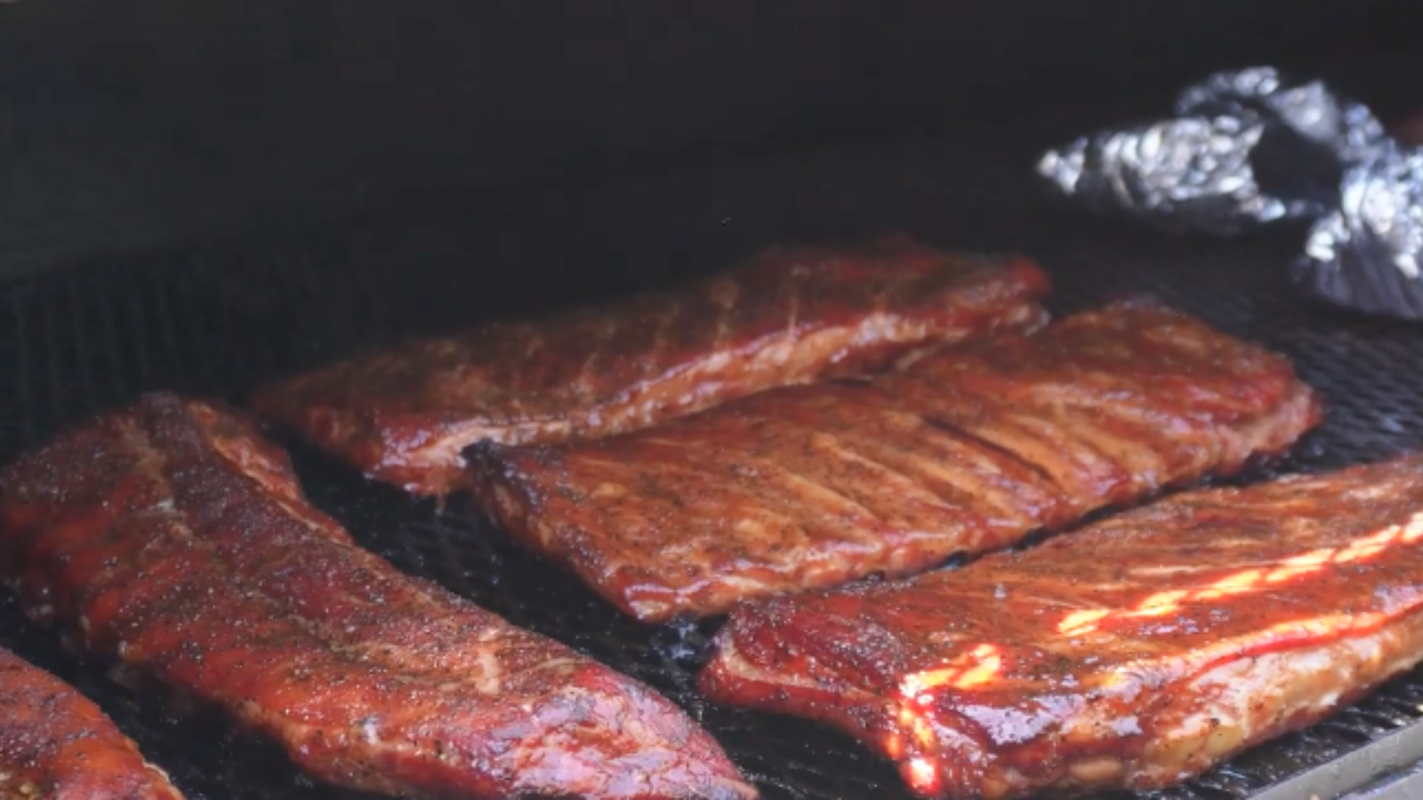 Image of Big Poppa’s BBQ Ribs on the Jambo Pit