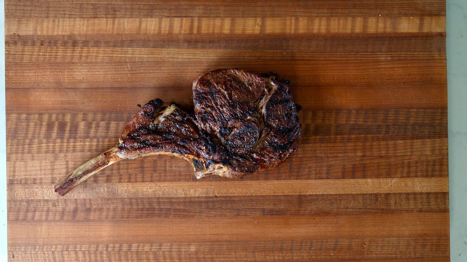 Image of Big Poppa’s Sous Vide Chairman’s Reserve Tomahawk