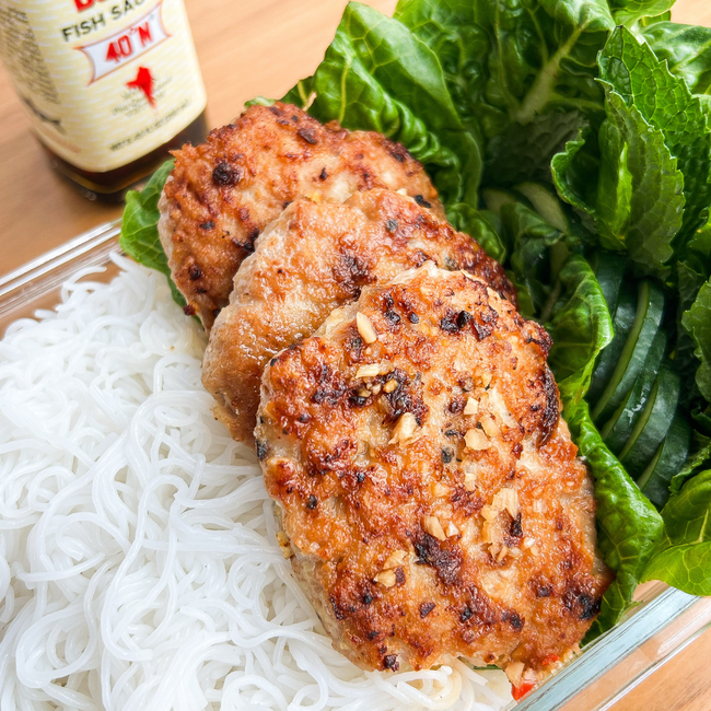 Image of Five ingredient chicken patties