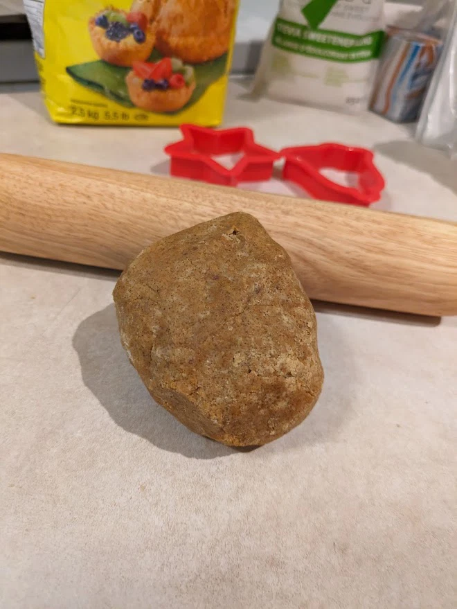 Image of Mix the ingredients into a ball of dough.