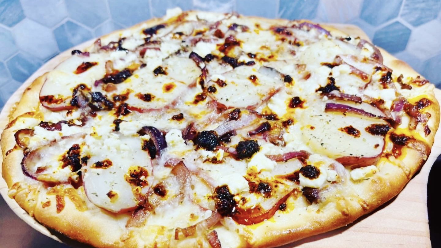 Image of Red Potato Garlic Pizza with La Madre