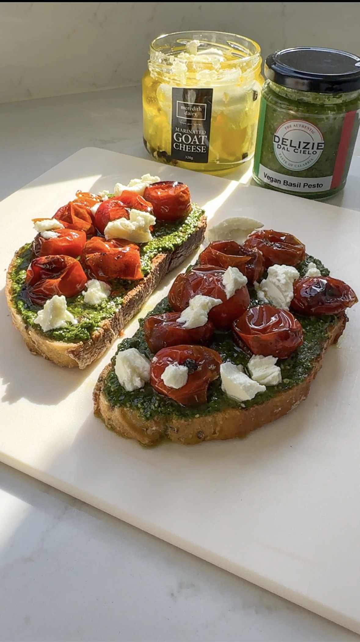 Roasted Tomato and Pesto Open Toasted Sandwich 