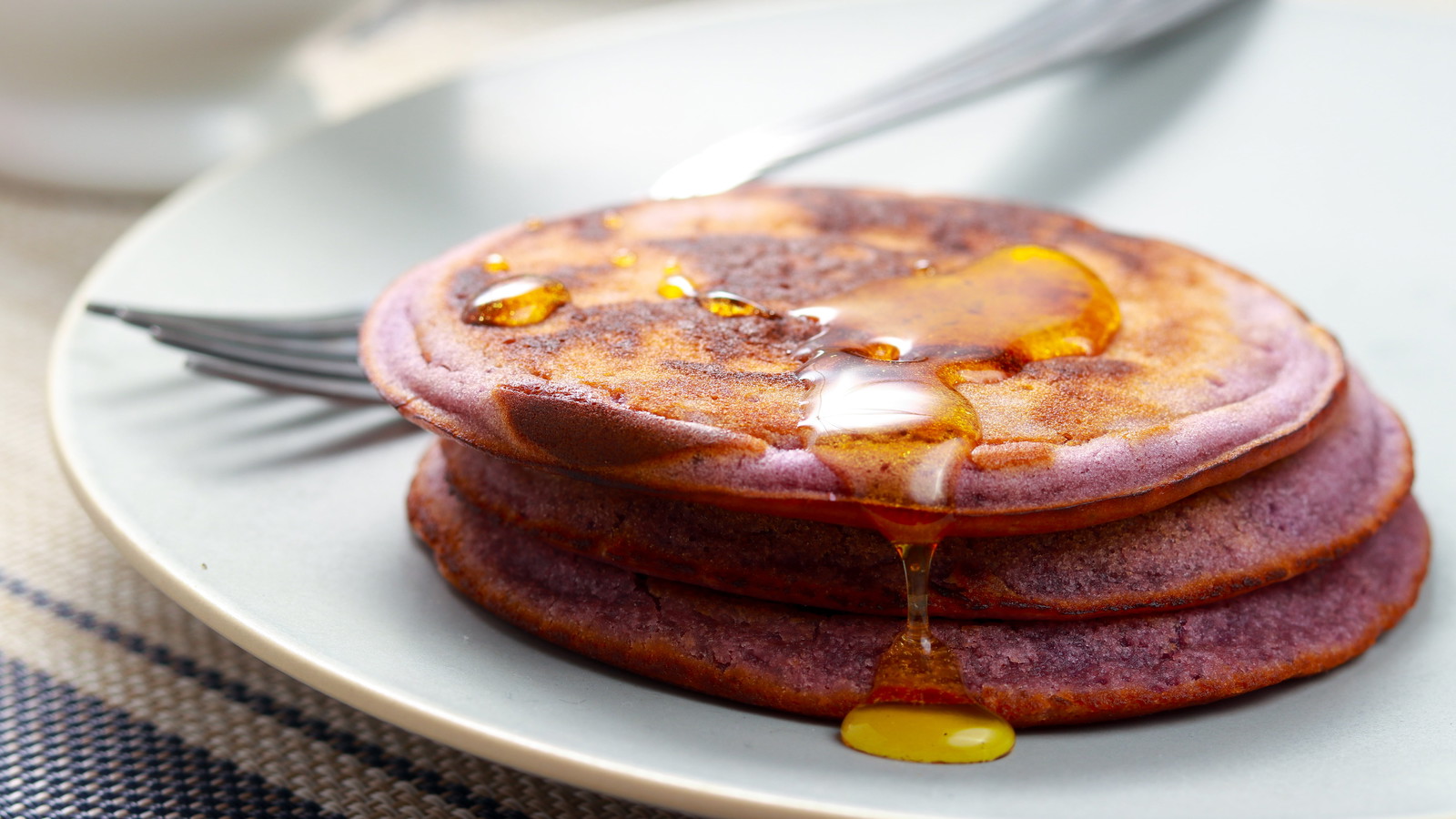 Image of Fluffy Maqui Berry Pancakes Recipe