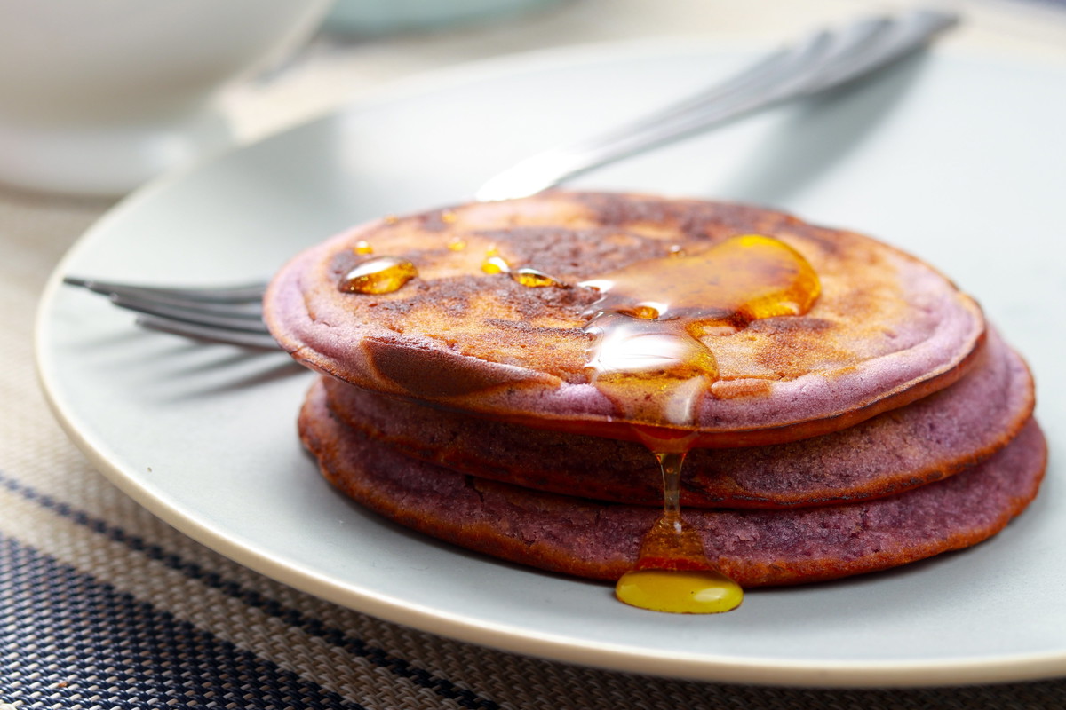 Fluffy Maqui Berry Pancakes Recipe