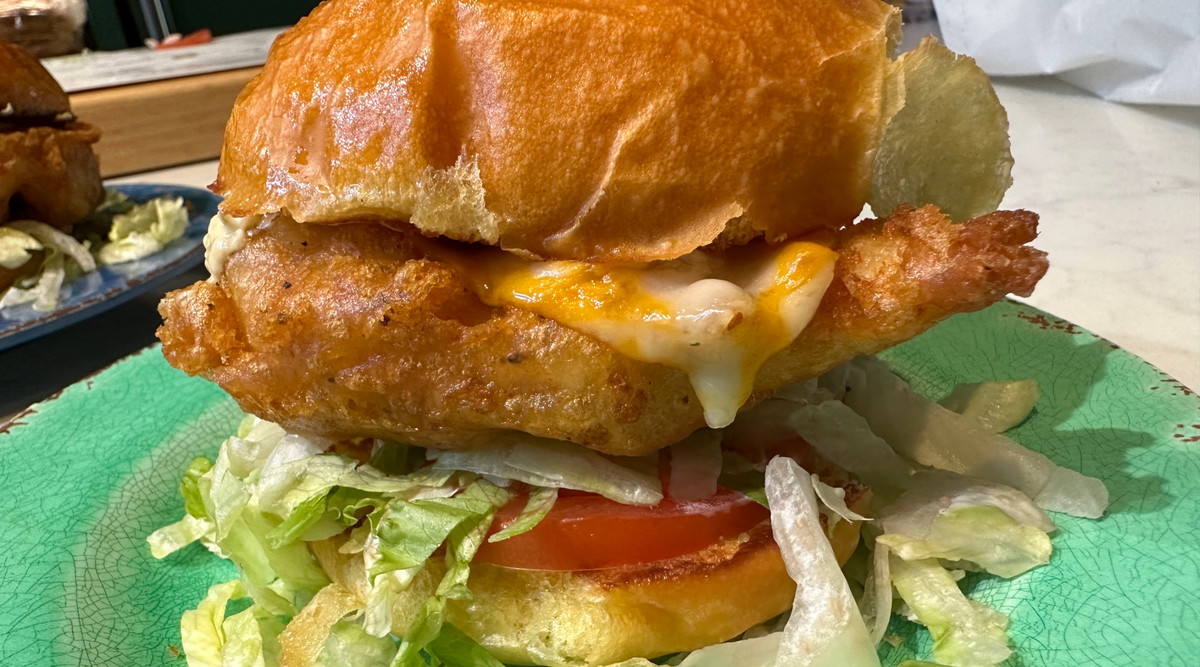 Big Poppa’s Beer Battered Cod Sandwich