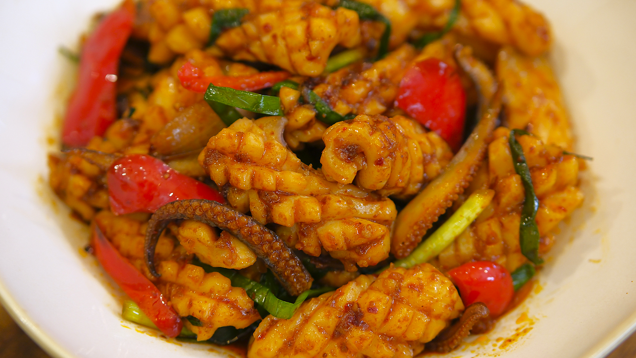 Image of How Chinese People Stir-fry Squid