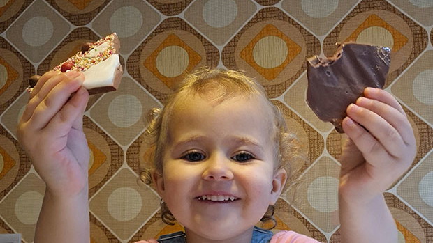 Image of Fun Fondant Stamped Chocolate Bark