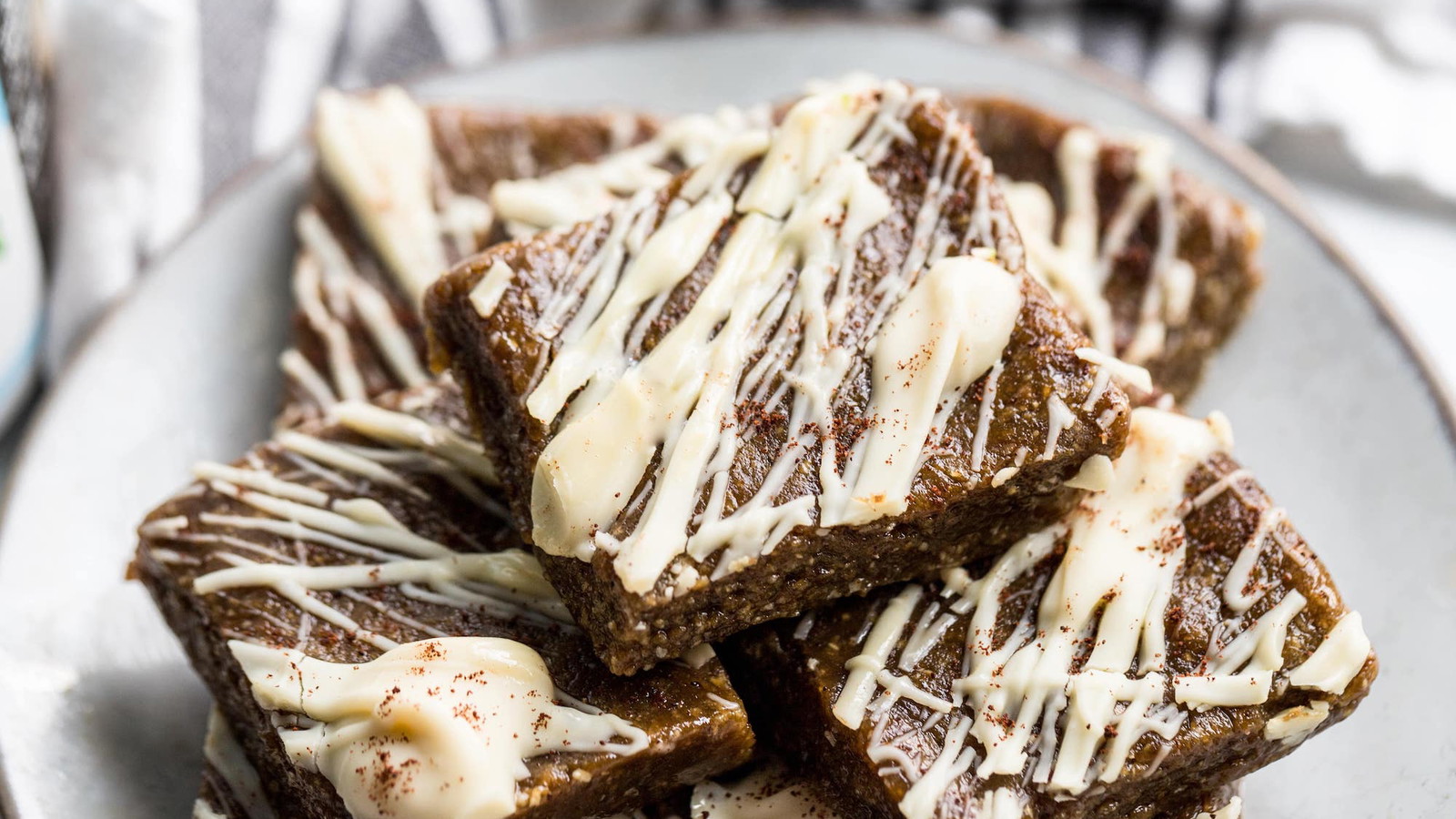 Image of Maple Pecan Collagen Protein Bars