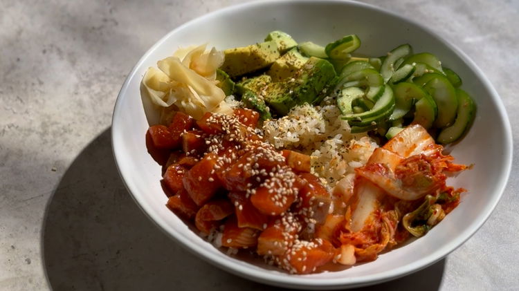 Image of Serve and Enjoy: Enjoy your fresh Hawaiian salmon poke bowl!