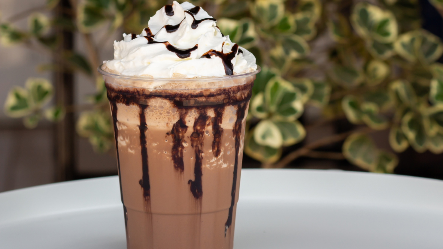 Image of Wabi Coffee Recipes: Iced White Chocolate Mocha