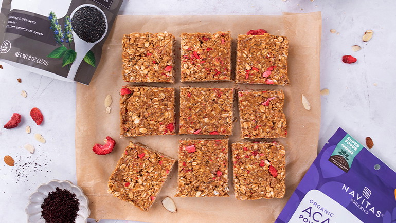 Image of Strawberry Acai Granola Bars