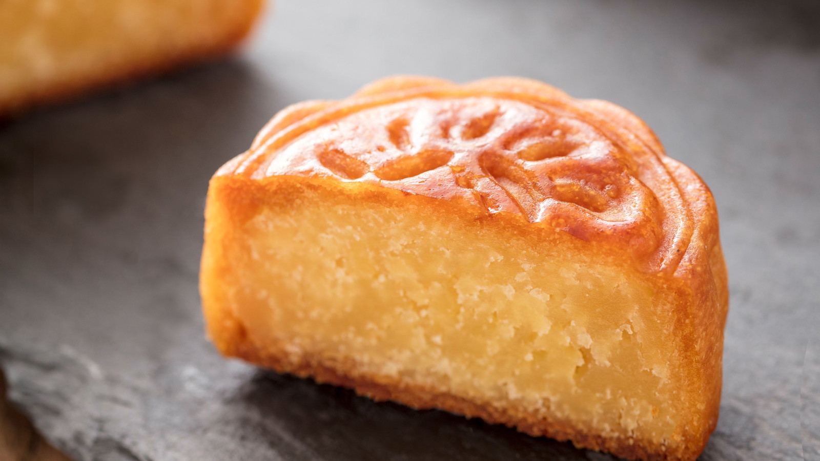 Image of Gâteaux de la lune aux amandes