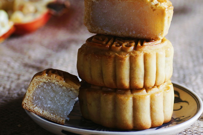 Image of Gâteau de lune à la noix de coco