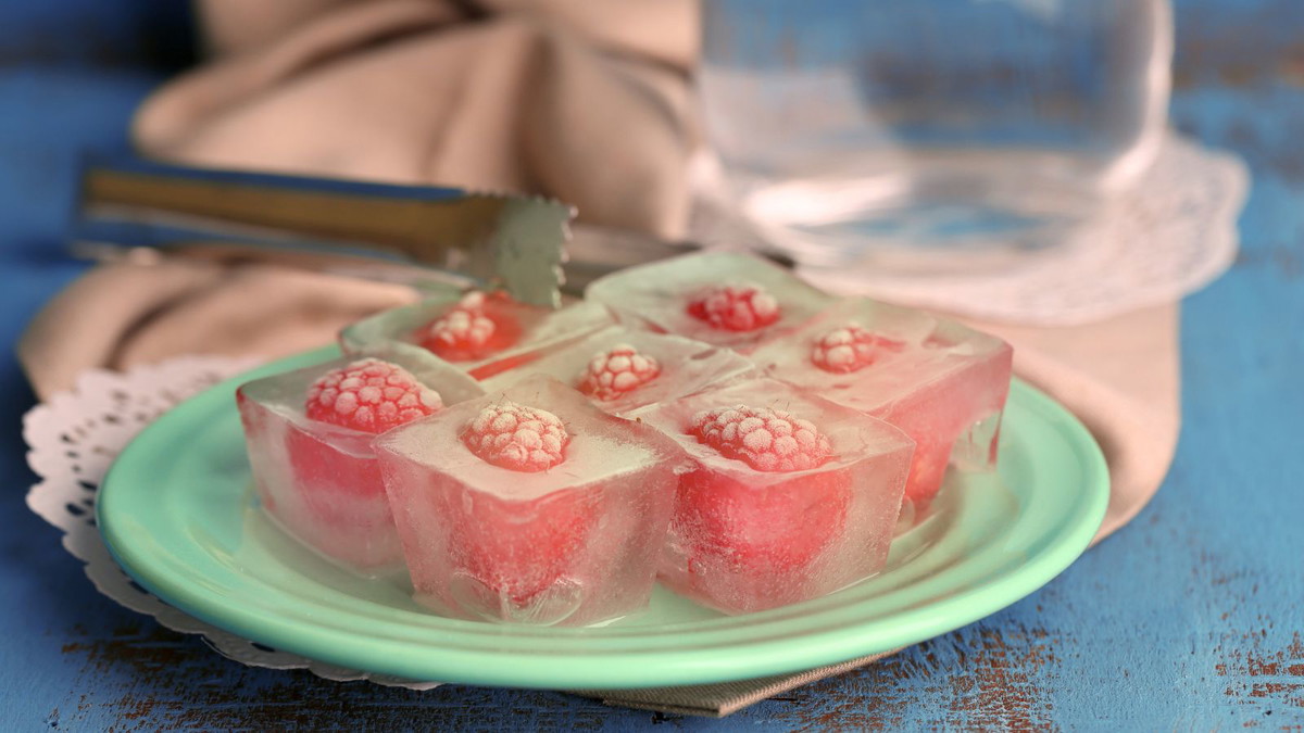 Raspberry Lemondade Cubes Recipe thumbnail