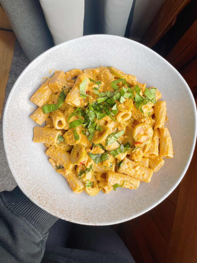 Image of Sun-dried Tomato Cheesy Pasta