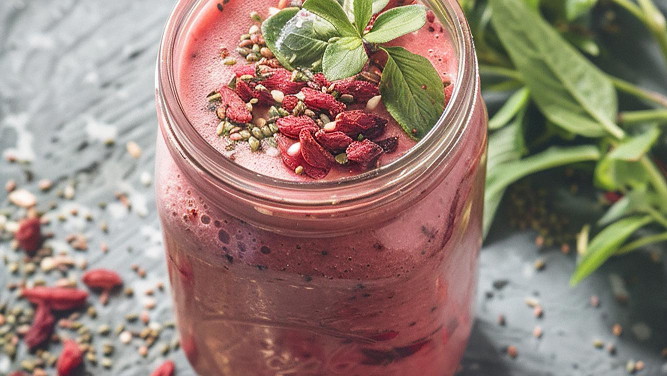 Image of Goji berry and chia smoothie