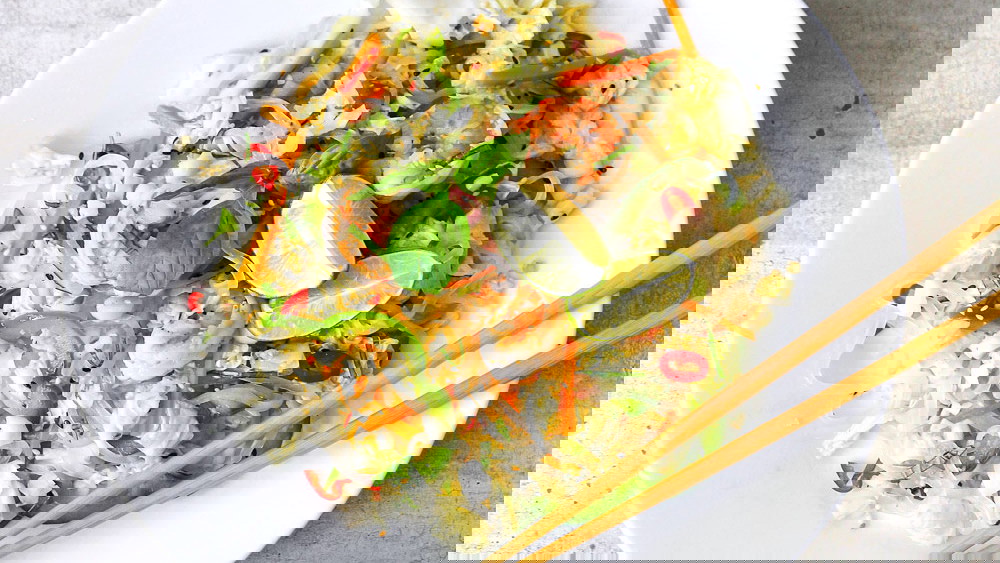 Asiatischer Low Carb Nudelsalat mit Konjaknudeln