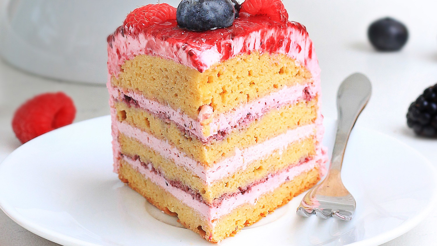 Fruchte Low Carb Beeren-Torte