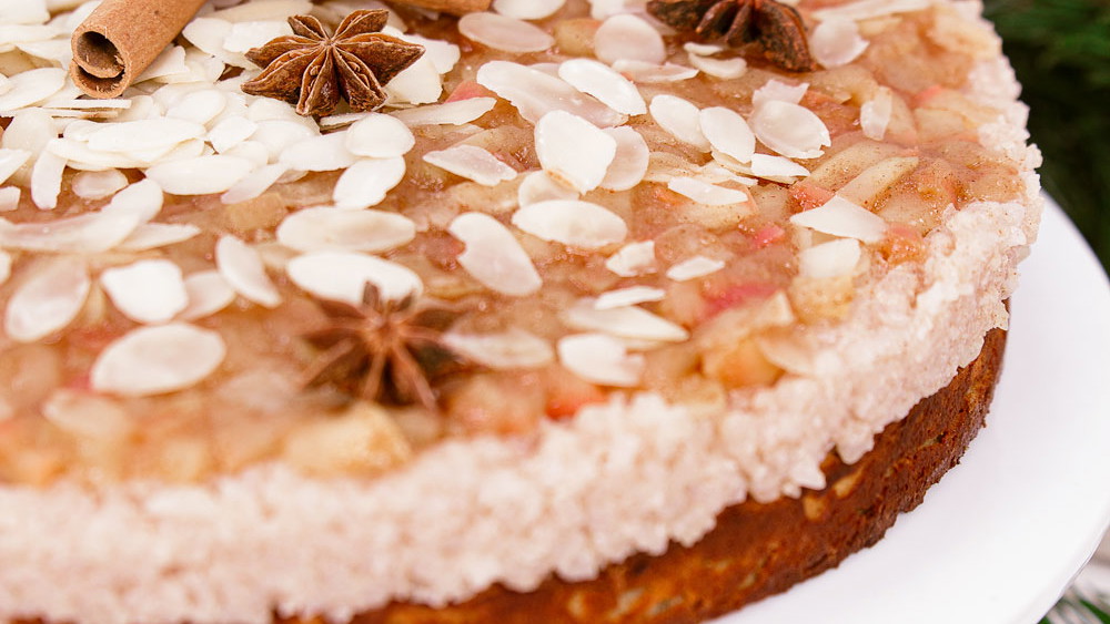 Bratapfelkuchen mit Konjakreis