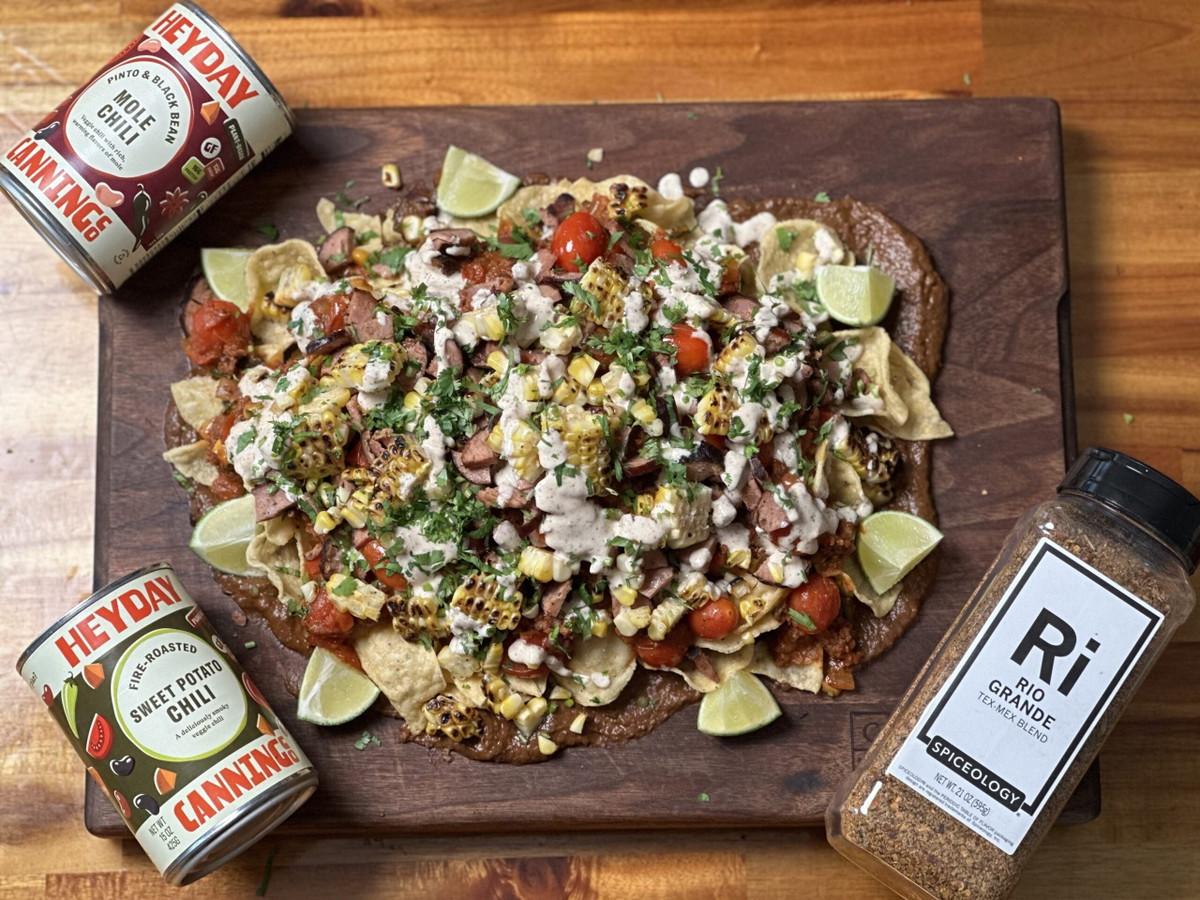 Rio Grande Double Chili BBQ Nachos