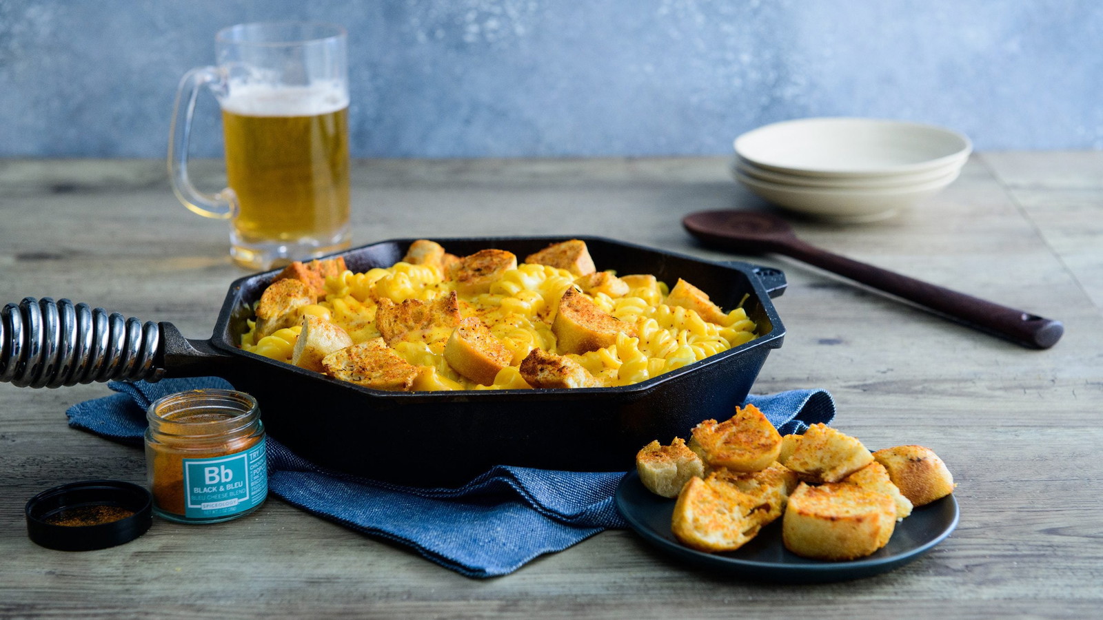 Image of Skillet Chicken Mac & Cheese with Black & Bleu Croutons