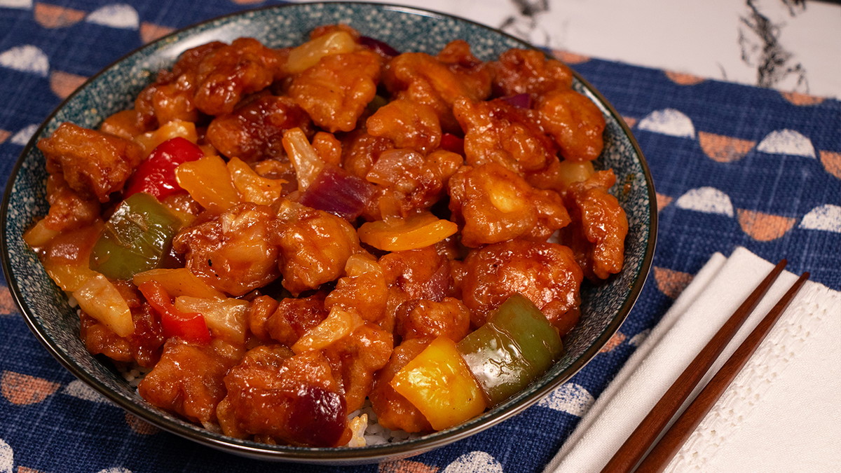 The Tastiest Homemade Sweet and Sour Chicken