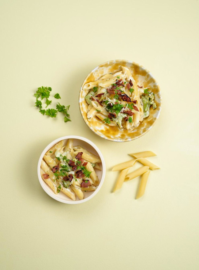 Image of Pasta med ost, broccoli och kalkonbacon