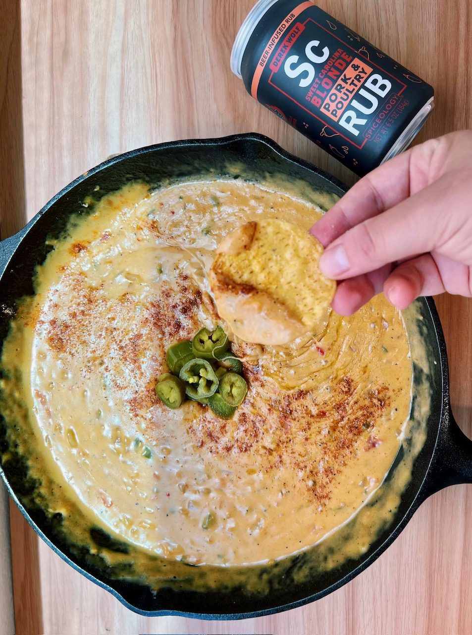 Sweet Carolina Blonde Beer Can Queso