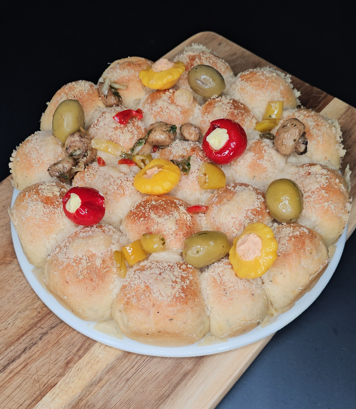 Herzhafte Parmesanbuchteln
