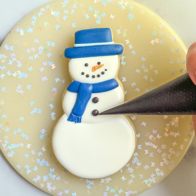 Image of Snowman Cookie Decorating Tutorial