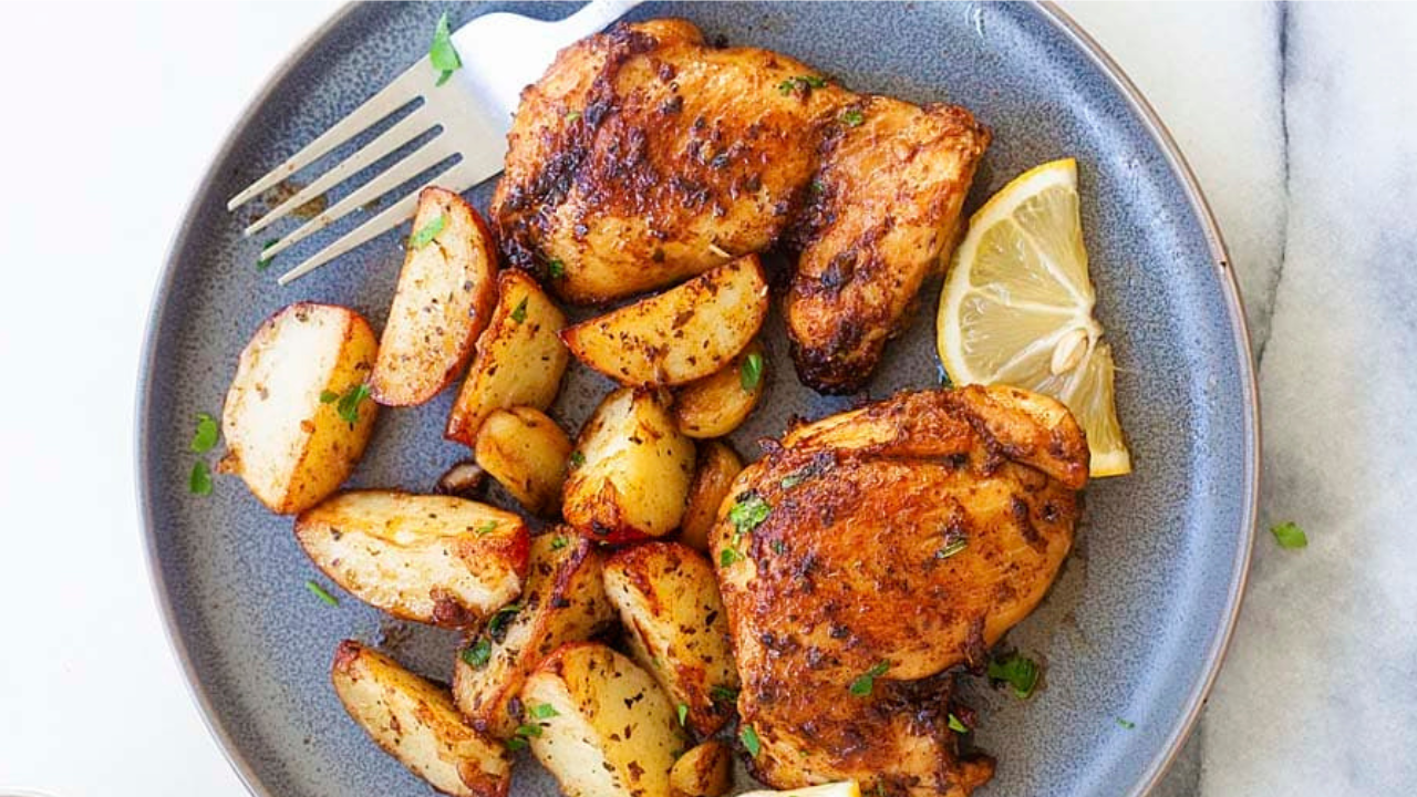Image of Smoky Chicken & Garlic Potato Skillet