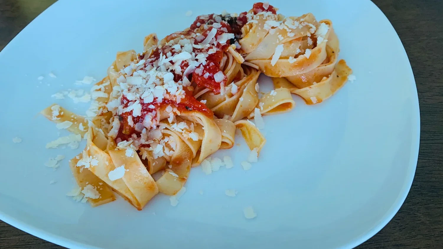 Image of Tagliatelle with Tomato and Basil Sauce Recipe 