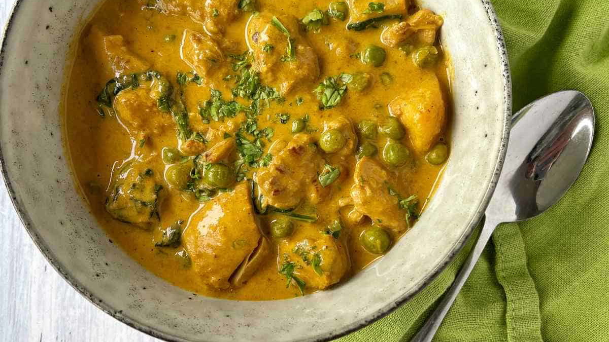 Image of Curry chicken with Potato Recipe – Timperio