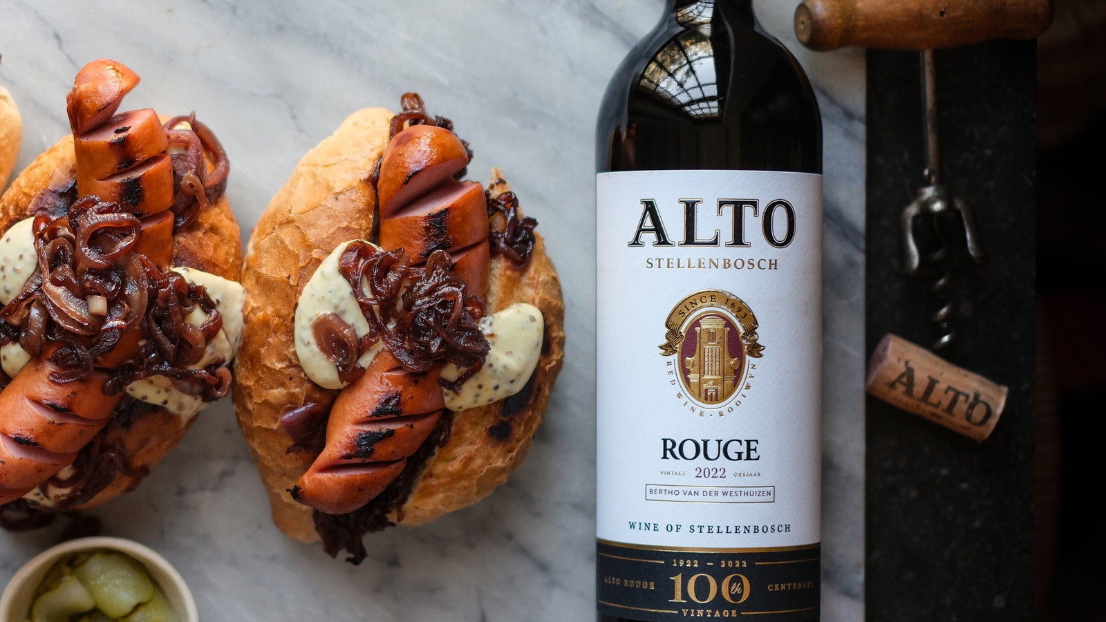 Bratwurst “Boerie” Rolls with Red Wine Onions – Alto Wines
