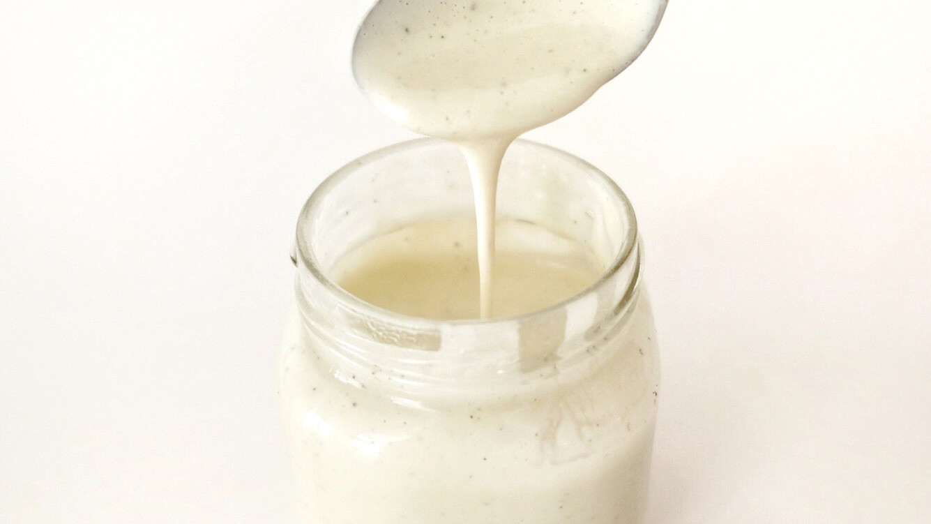 Image of Easy, Dairy-Free Sour Cream Recipe with JOI