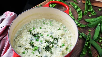 Image of Risotto de guisantes, gorgonzola y menta