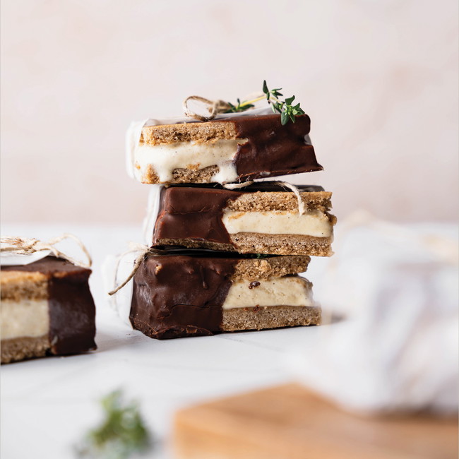 Image of Gingerbread Ice Cream Sammies