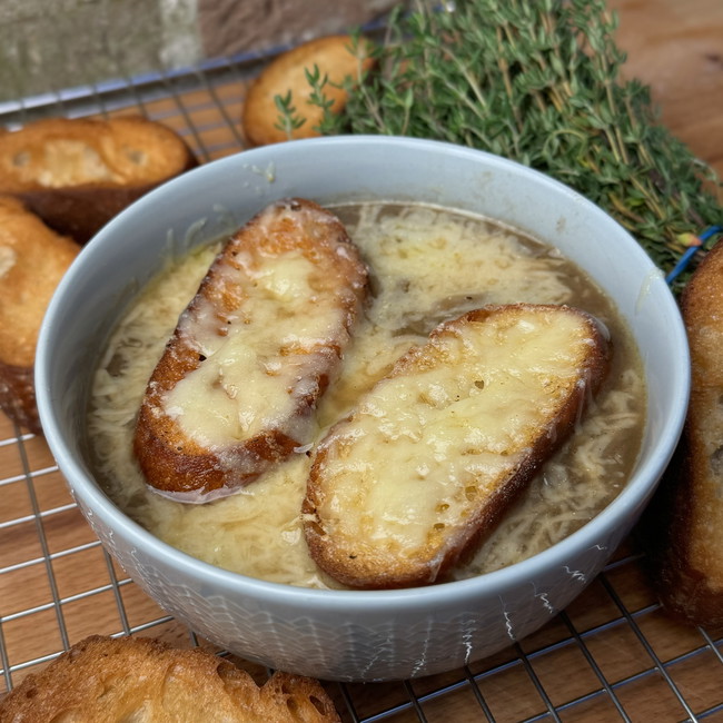 Image of French onion soup from scratch