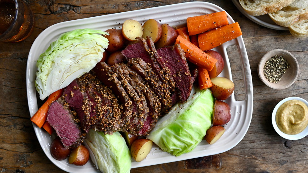 Image of Slow Cooker Corned Beef with Vegetables 