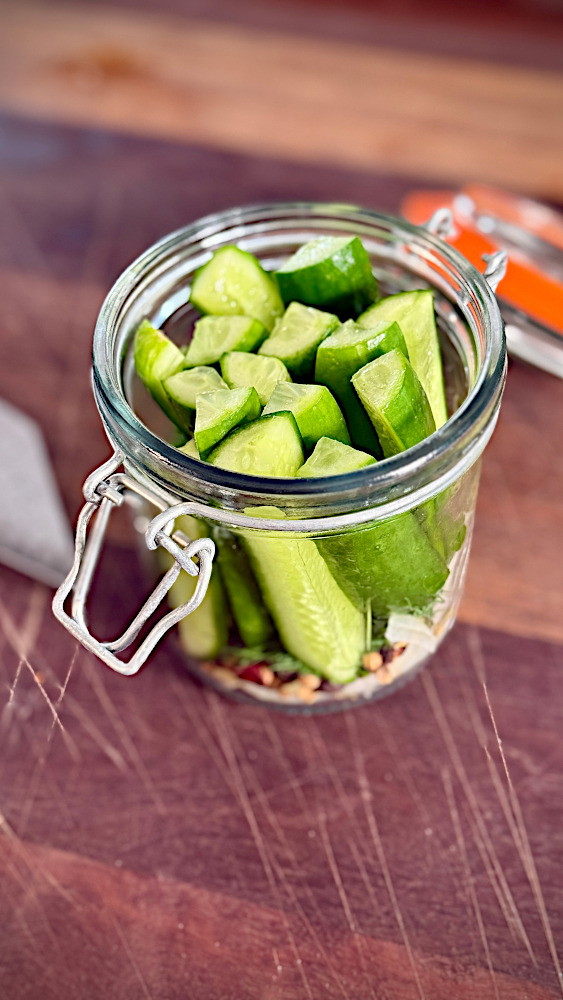 Image of Smokey Zesty Red Creaming Soda Dill Pickles | AUSSIEQ BBQ